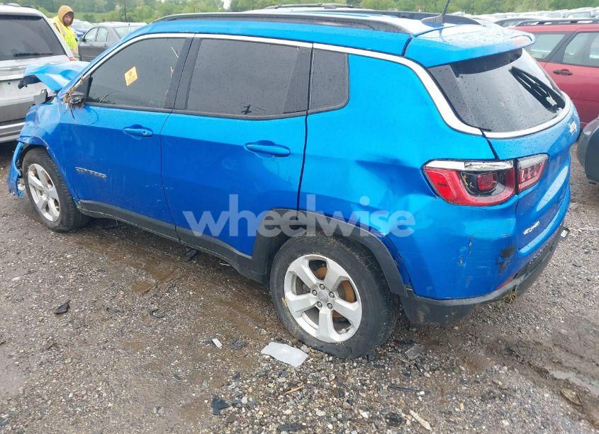 Photo 3 of 2021 Jeep Compass LATITUDE 4X4 (VIN 3C4NJDBB0MT570078)