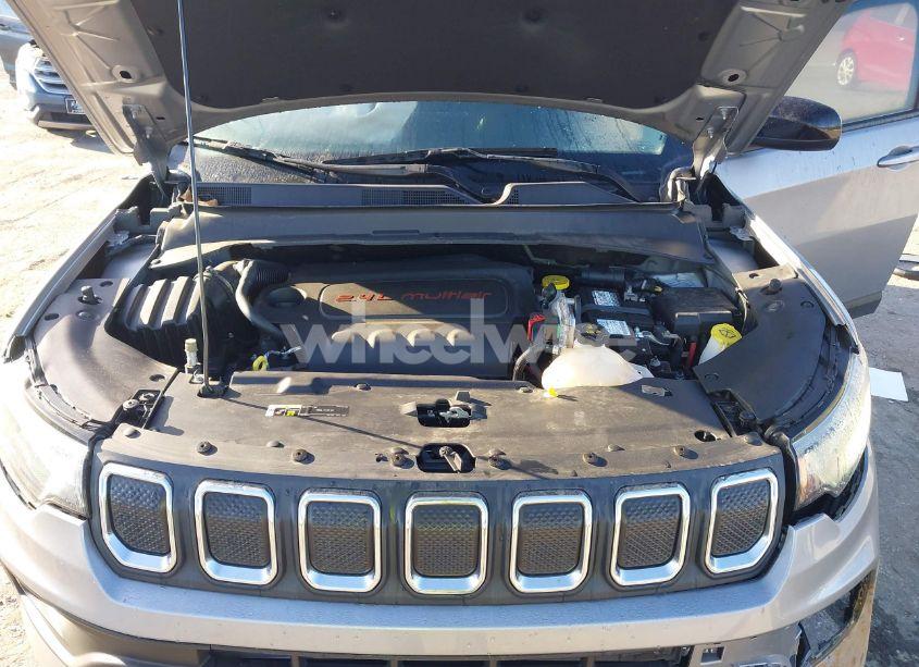 Photo 10 of 2022 Jeep Compass LATITUDE 4X4 (VIN 3C4NJDBB0NT231757)