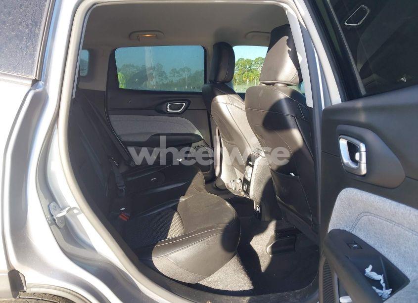 Photo 8 of 2022 Jeep Compass LATITUDE 4X4 (VIN 3C4NJDBB0NT231757)