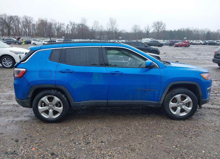 Photo 13 of 2017 Jeep New COMPASS LATITUDE 4X4 (VIN 3C4NJDBB1HT680885)