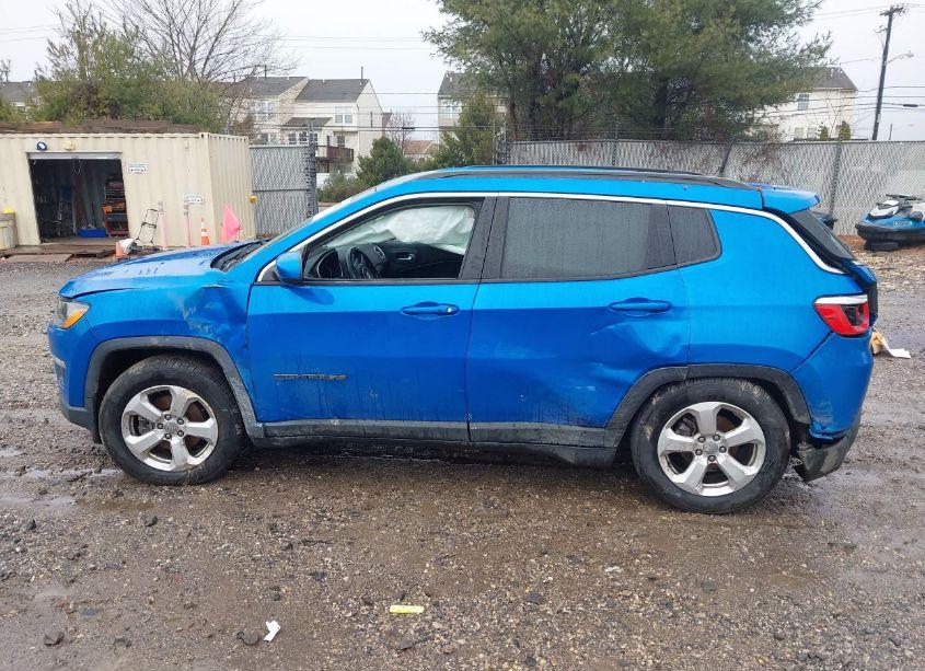 Photo 14 of 2017 Jeep New COMPASS LATITUDE 4X4 (VIN 3C4NJDBB1HT680885)