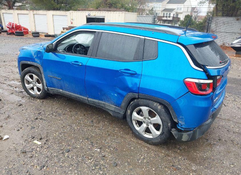 Photo 3 of 2017 Jeep New COMPASS LATITUDE 4X4 (VIN 3C4NJDBB1HT680885)