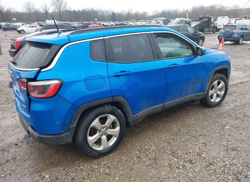 Photo 4 of 2017 Jeep New COMPASS LATITUDE 4X4 (VIN 3C4NJDBB1HT680885)