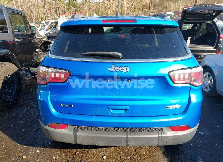 Photo 16 of 2018 Jeep Compass LATITUDE 4X4 (VIN 3C4NJDBB1JT152897)