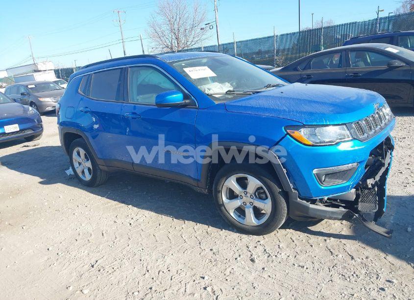 2018 Jeep Compass LATITUDE 4X4 (VIN 3C4NJDBB1JT270495) main photo