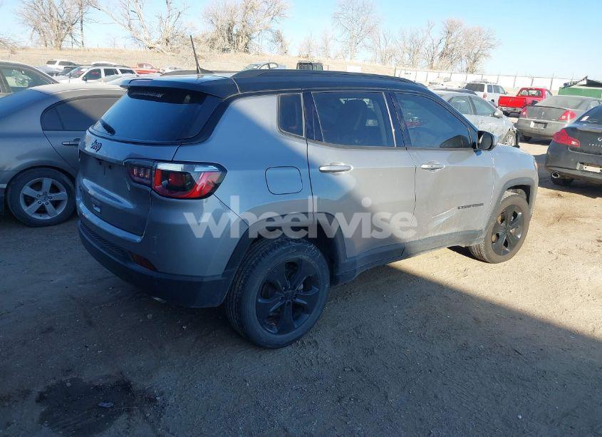 Photo 4 of 2018 Jeep Compass ALTITUDE 4X4 (VIN 3C4NJDBB1JT326239)