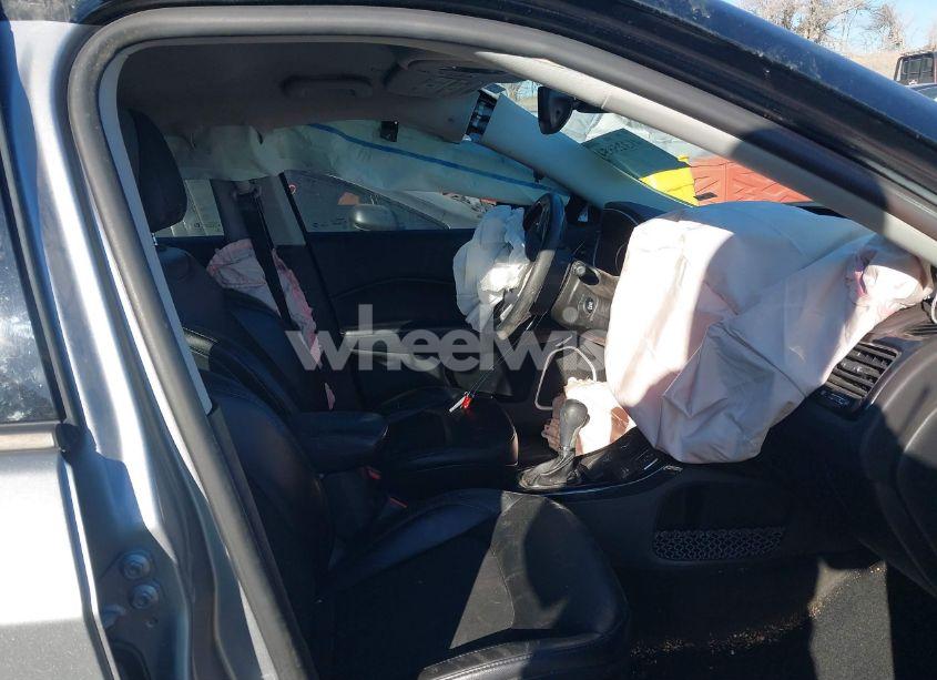 Photo 5 of 2018 Jeep Compass ALTITUDE 4X4 (VIN 3C4NJDBB1JT326239)