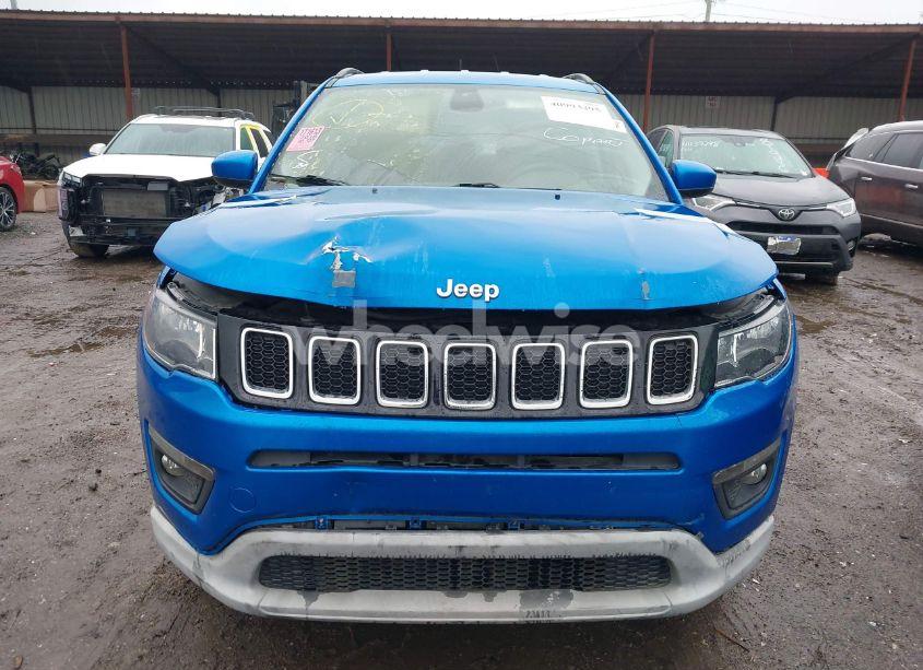 Photo 12 of 2018 Jeep Compass LATITUDE 4X4 (VIN 3C4NJDBB1JT423652)