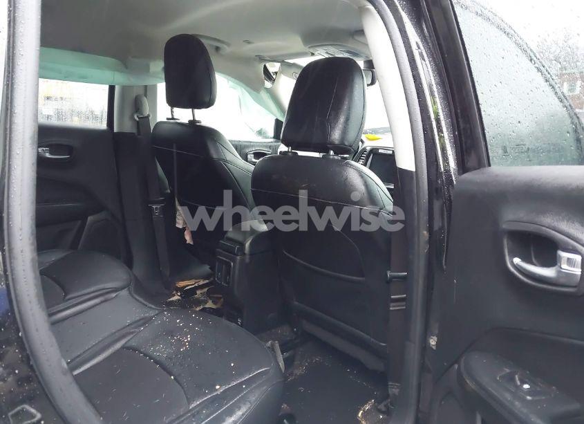 Photo 8 of 2019 Jeep Compass ALTITUDE 4X4 (VIN 3C4NJDBB1KT601609)