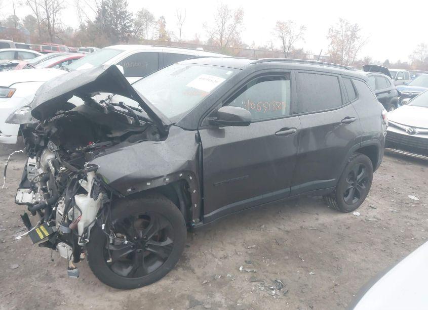 Photo 2 of 2019 Jeep Compass ALTITUDE 4X4 (VIN 3C4NJDBB1KT621309)