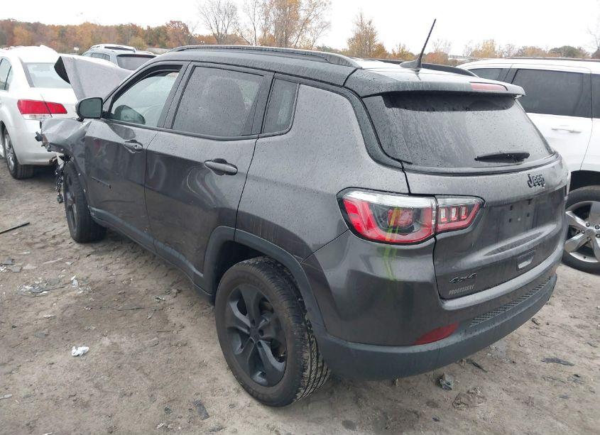 Photo 3 of 2019 Jeep Compass ALTITUDE 4X4 (VIN 3C4NJDBB1KT621309)