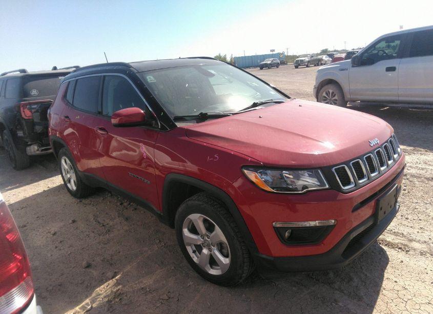 Photo 13 of 2019 Jeep Compass LATITUDE 4X4 (VIN 3C4NJDBB1KT678464)