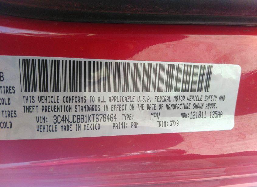 Photo 9 of 2019 Jeep Compass LATITUDE 4X4 (VIN 3C4NJDBB1KT678464)