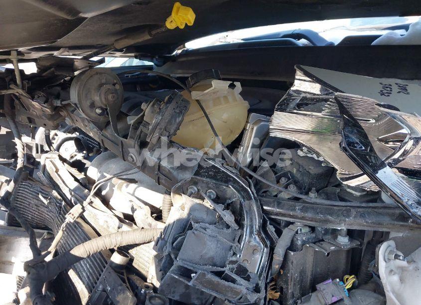 Photo 10 of 2019 Jeep Compass LATITUDE 4X4 (VIN 3C4NJDBB1KT709860)