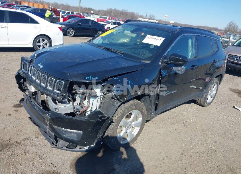 Photo 2 of 2021 Jeep Compass LATITUDE 4X4 (VIN 3C4NJDBB1MT545190)