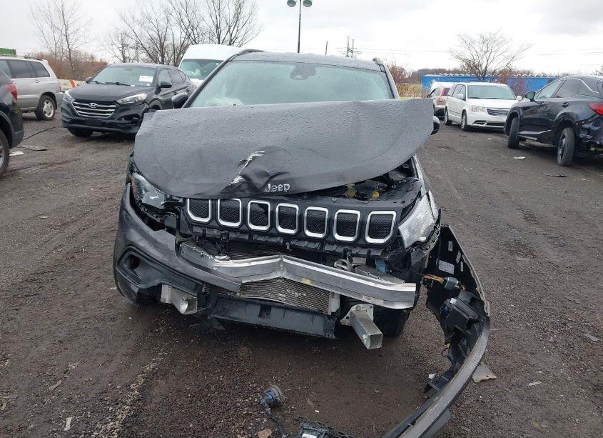 Photo 12 of 2022 Jeep Compass LATITUDE 4X4 (VIN 3C4NJDBB1NT116097)