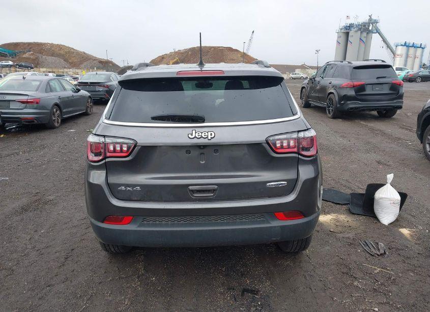 Photo 16 of 2022 Jeep Compass LATITUDE 4X4 (VIN 3C4NJDBB1NT116097)