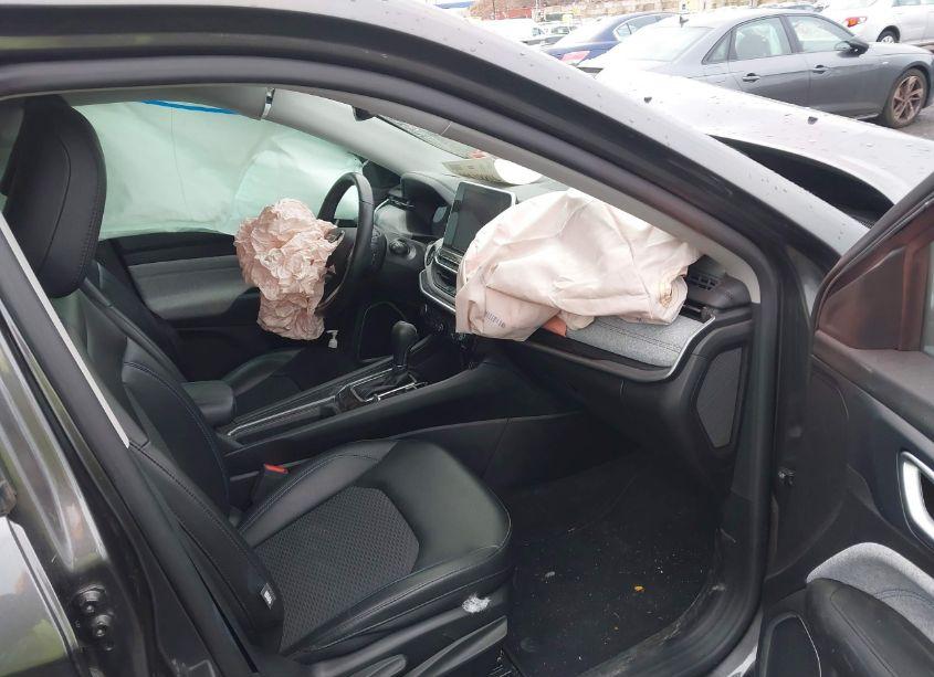 Photo 5 of 2022 Jeep Compass LATITUDE 4X4 (VIN 3C4NJDBB1NT116097)