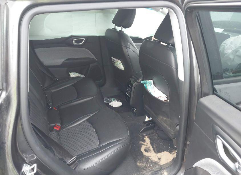 Photo 8 of 2022 Jeep Compass LATITUDE 4X4 (VIN 3C4NJDBB1NT116097)