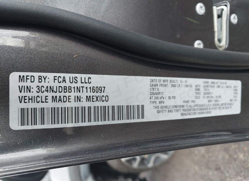 Photo 9 of 2022 Jeep Compass LATITUDE 4X4 (VIN 3C4NJDBB1NT116097)