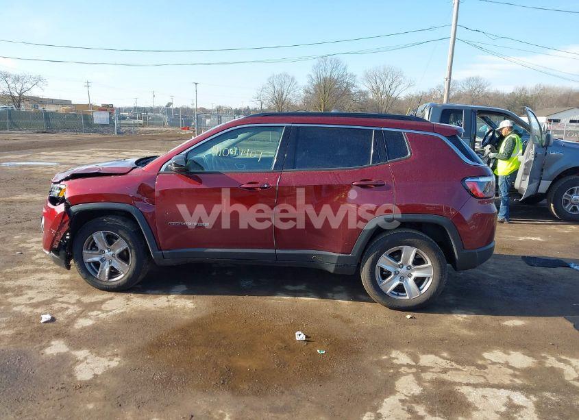 Photo 14 of 2022 Jeep Compass LATITUDE 4X4 (VIN 3C4NJDBB1NT125074)