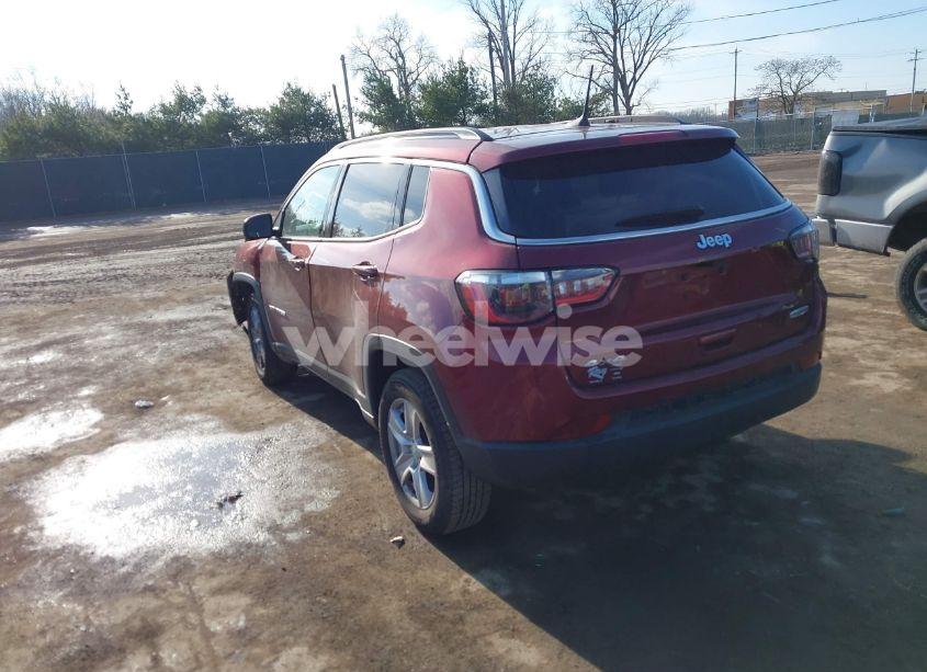 Photo 3 of 2022 Jeep Compass LATITUDE 4X4 (VIN 3C4NJDBB1NT125074)