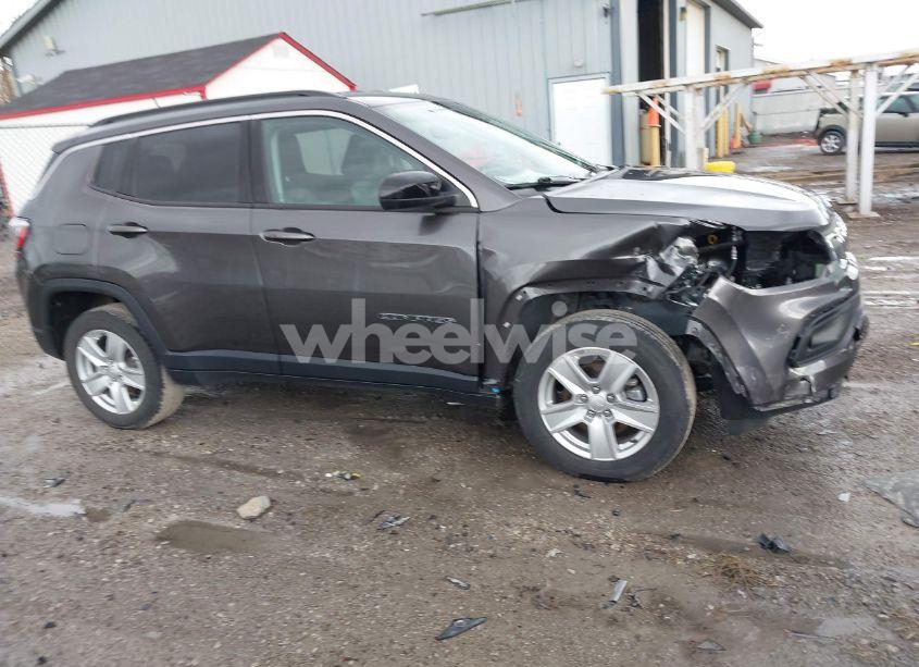 Photo 13 of 2022 Jeep Compass LATITUDE 4X4 (VIN 3C4NJDBB1NT175392)