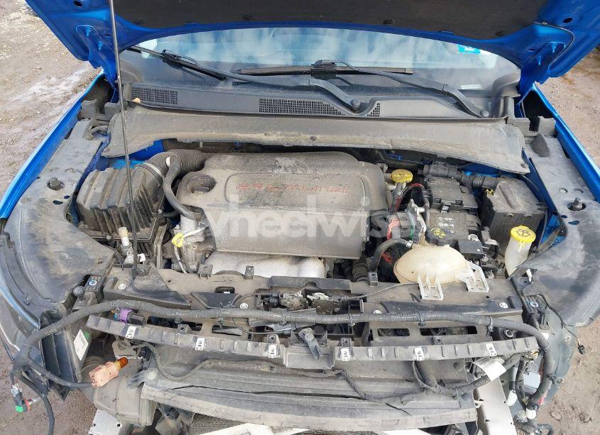 Photo 10 of 2018 Jeep Compass LATITUDE 4X4 (VIN 3C4NJDBB2JT175914)