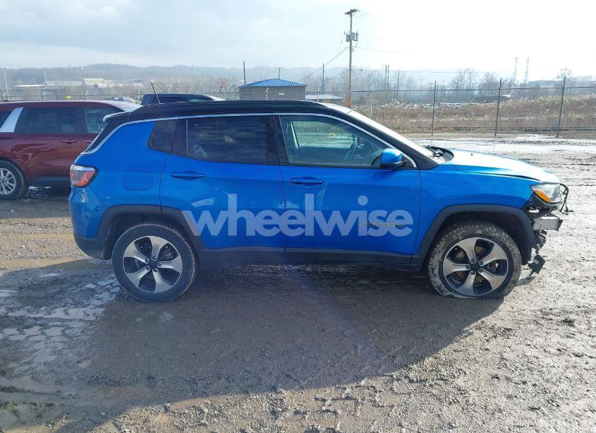 Photo 14 of 2018 Jeep Compass LATITUDE 4X4 (VIN 3C4NJDBB2JT175914)
