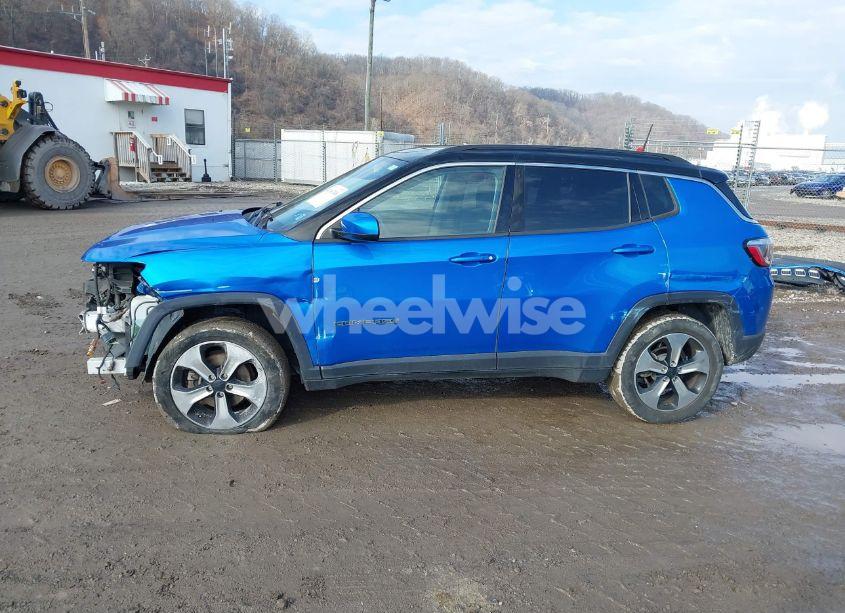 Photo 15 of 2018 Jeep Compass LATITUDE 4X4 (VIN 3C4NJDBB2JT175914)
