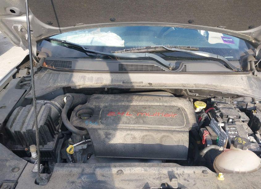 Photo 10 of 2018 Jeep Compass LATITUDE 4X4 (VIN 3C4NJDBB2JT221998)