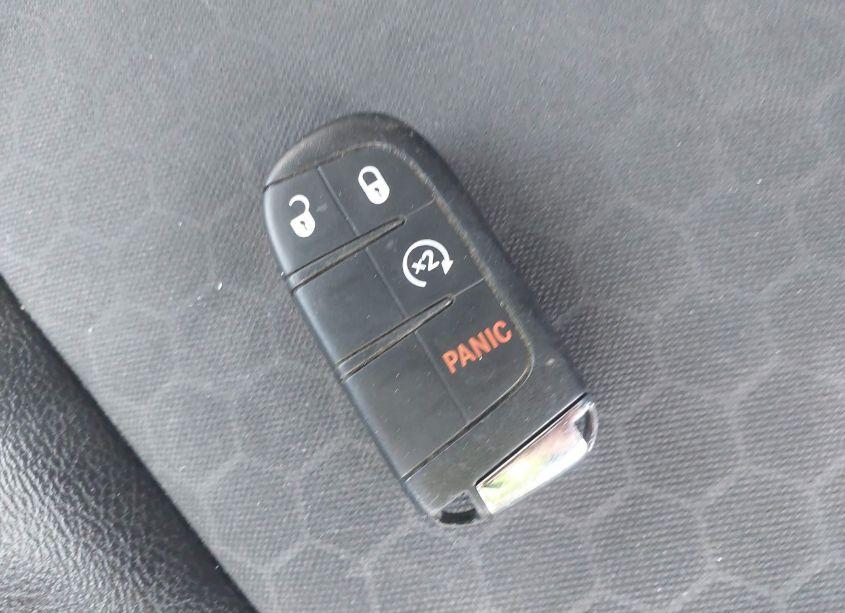 Photo 11 of 2018 Jeep Compass LATITUDE 4X4 (VIN 3C4NJDBB2JT221998)