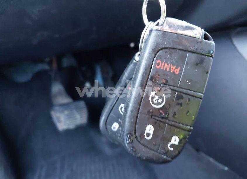 Photo 11 of 2018 Jeep Compass LATITUDE 4X4 (VIN 3C4NJDBB2JT270277)