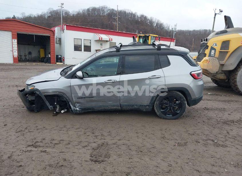 Photo 14 of 2018 Jeep Compass ALTITUDE 4X4 (VIN 3C4NJDBB2JT298810)