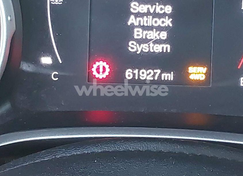 Photo 15 of 2018 Jeep Compass LATITUDE 4X4 (VIN 3C4NJDBB2JT336939)