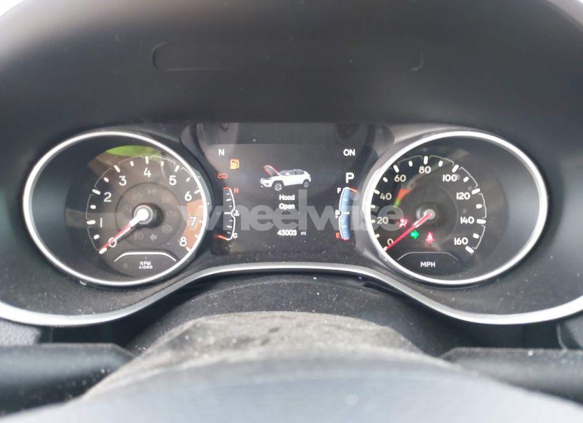 Photo 7 of 2018 Jeep Compass LATITUDE 4X4 (VIN 3C4NJDBB2JT361002)