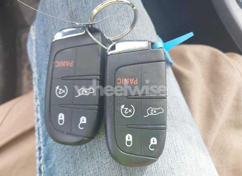 Photo 11 of 2018 Jeep Compass LATITUDE 4X4 (VIN 3C4NJDBB2JT393805)