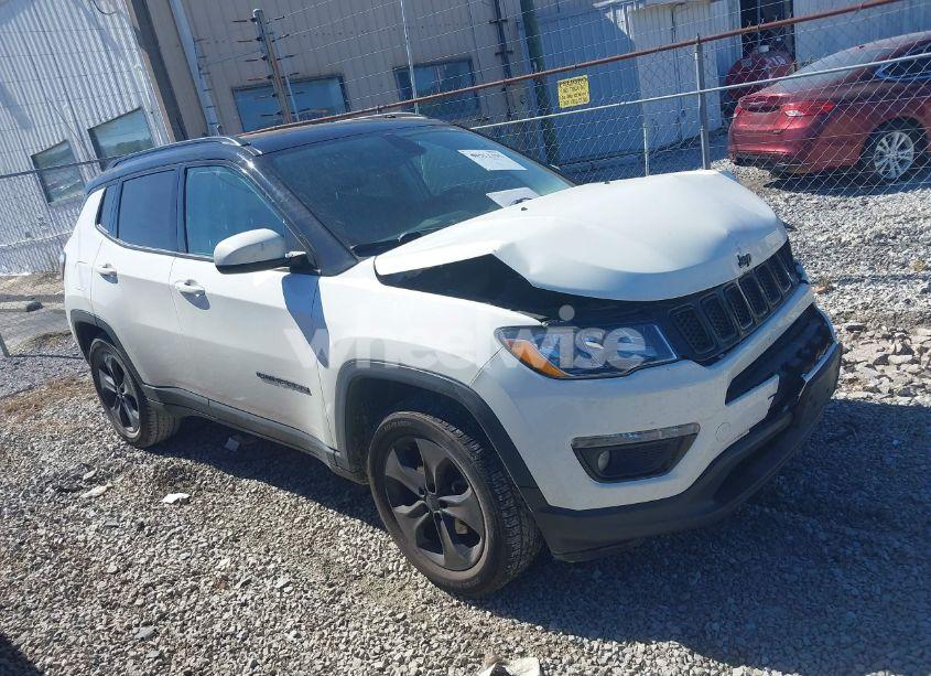2018 Jeep Compass ALTITUDE 4X4 (VIN 3C4NJDBB2JT395361) main photo