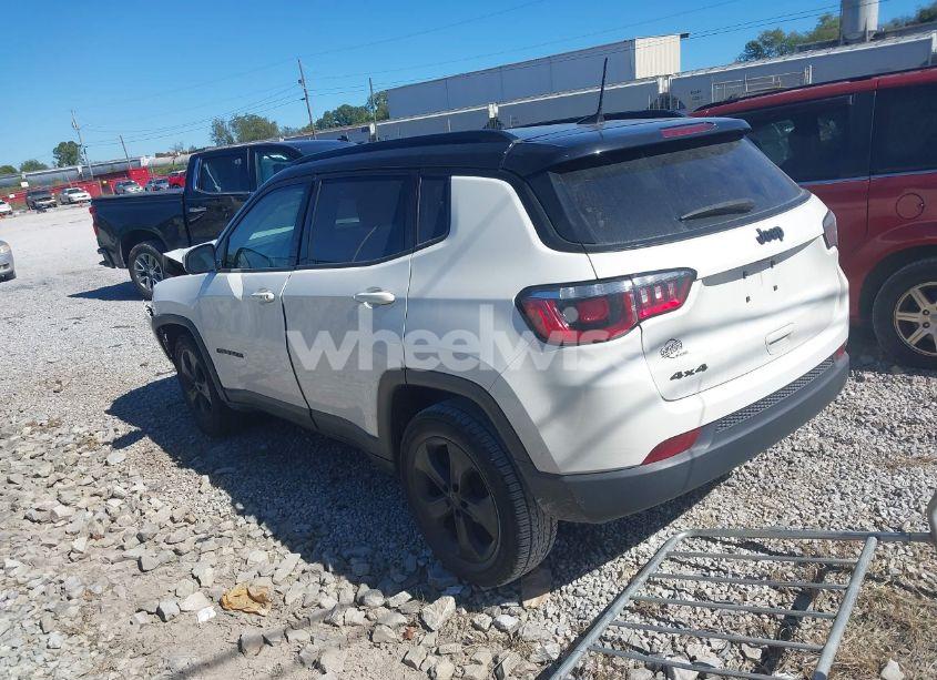 Photo 3 of 2018 Jeep Compass ALTITUDE 4X4 (VIN 3C4NJDBB2JT395361)