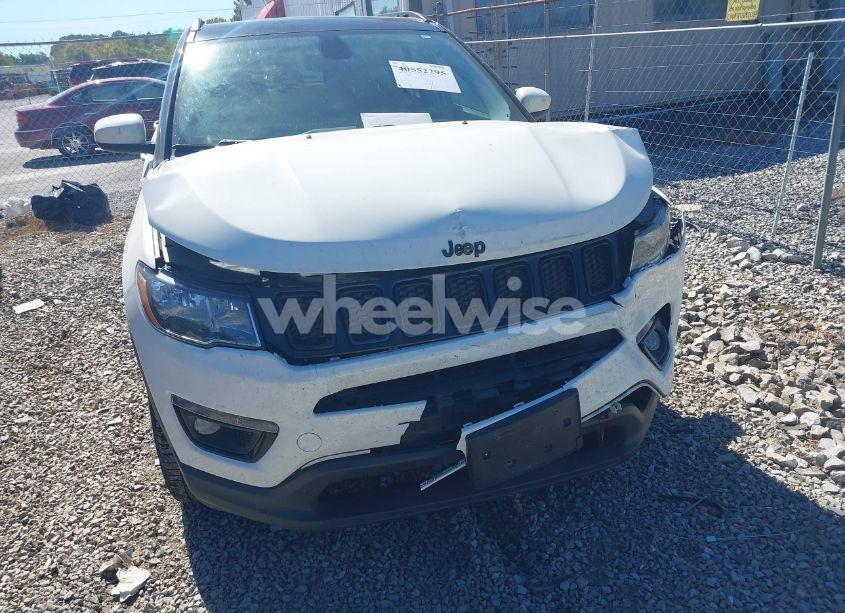 Photo 6 of 2018 Jeep Compass ALTITUDE 4X4 (VIN 3C4NJDBB2JT395361)