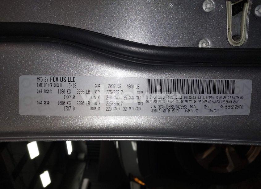 Photo 9 of 2018 Jeep Compass LATITUDE 4X4 (VIN 3C4NJDBB2JT423563)