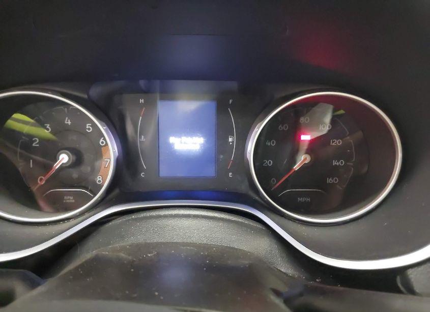 Photo 7 of 2019 Jeep Compass LATITUDE 4X4 (VIN 3C4NJDBB2KT653752)