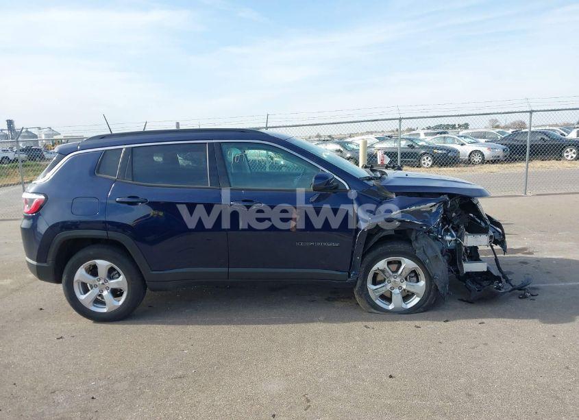 Photo 14 of 2020 Jeep Compass LATITUDE 4X4 (VIN 3C4NJDBB2LT104926)
