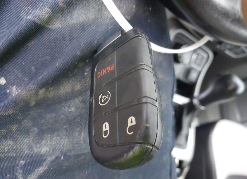 Photo 11 of 2020 Jeep Compass SUN AND SAFETY 4X4 (VIN 3C4NJDBB2LT228405)