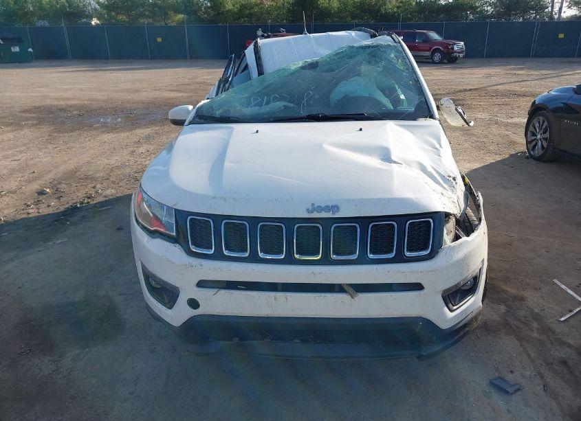 Photo 11 of 2020 Jeep Compass LATITUDE 4X4 (VIN 3C4NJDBB2LT245222)