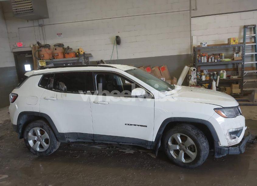 Photo 13 of 2021 Jeep Compass LATITUDE 4X4 (VIN 3C4NJDBB2MT504938)