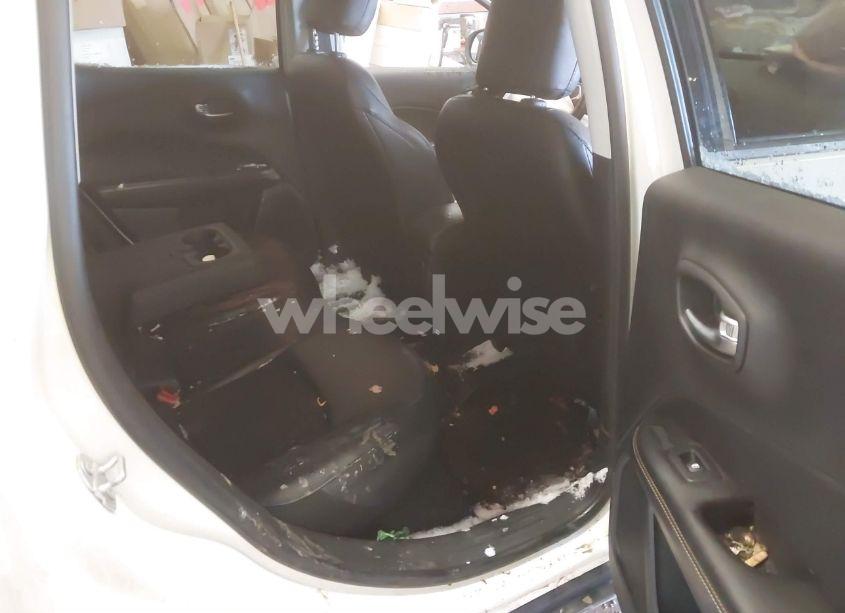 Photo 8 of 2021 Jeep Compass LATITUDE 4X4 (VIN 3C4NJDBB2MT504938)