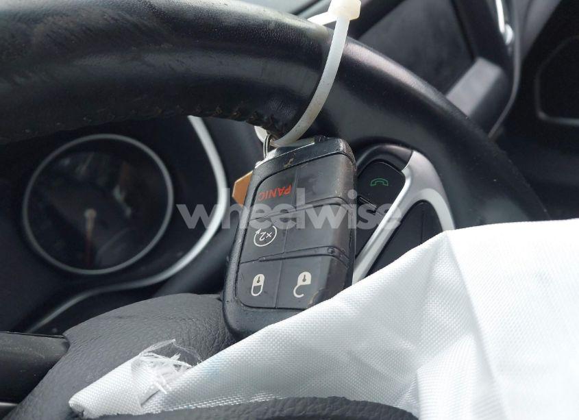 Photo 11 of 2021 Jeep Compass LATITUDE 4X4 (VIN 3C4NJDBB2MT600066)