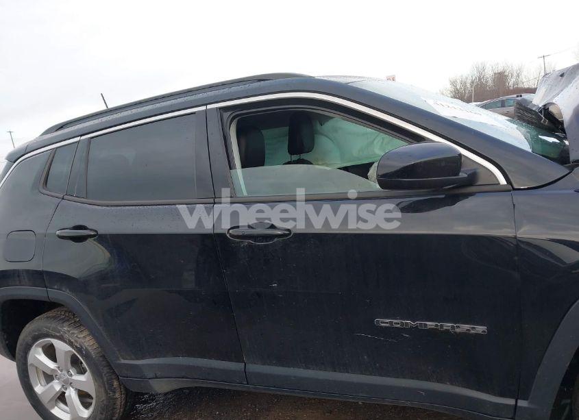 Photo 14 of 2021 Jeep Compass LATITUDE 4X4 (VIN 3C4NJDBB2MT600066)