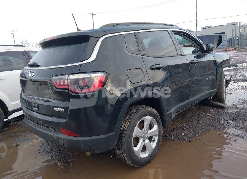 Photo 4 of 2021 Jeep Compass LATITUDE 4X4 (VIN 3C4NJDBB2MT600066)